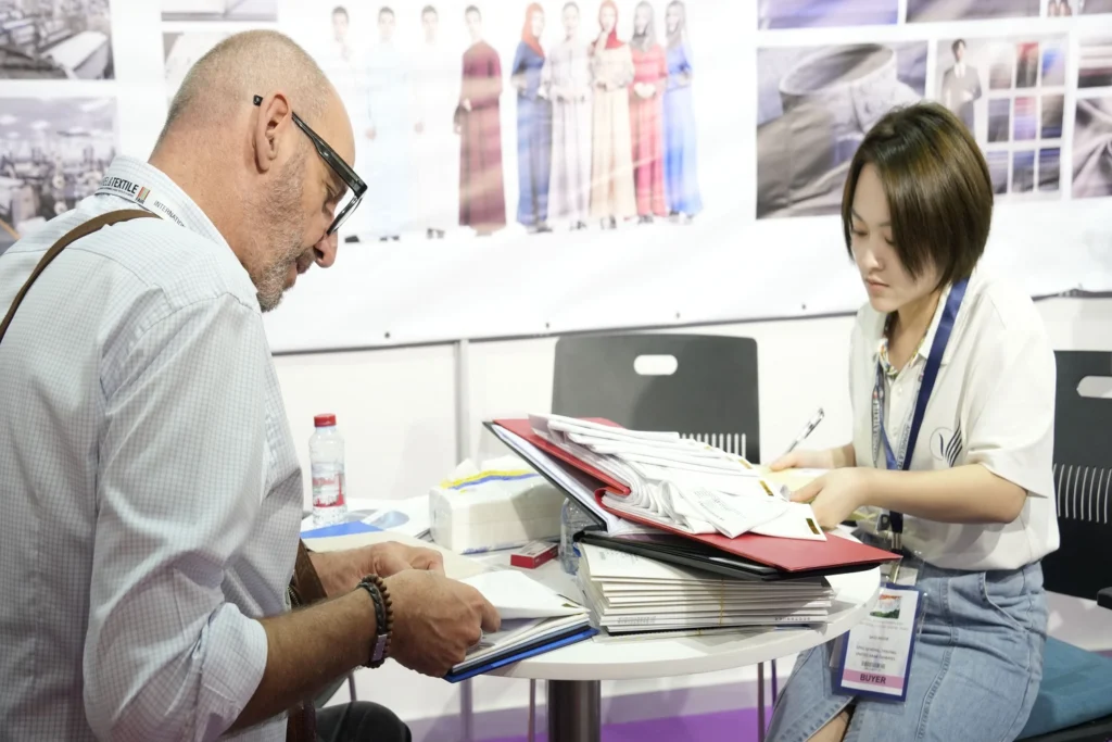 تار و پود نمایشگاه بینالمللی نساجی و پوشاک 2025 دبی 2 نمایشگاه بینالمللی نساجی و پوشاک ۲۰۲۵ دبی