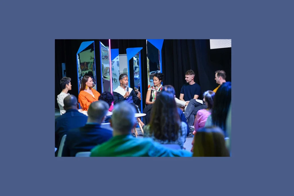 دورهمی در نمایشگاه آرت دبی