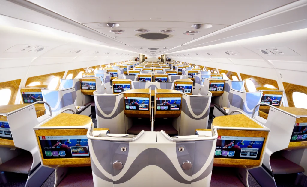 فضای داخلی هواپیمایی امارات