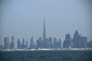 فعالیت‌های اقتصادی دبی در میانه جنگ چگونه به پیش می‌رود؟