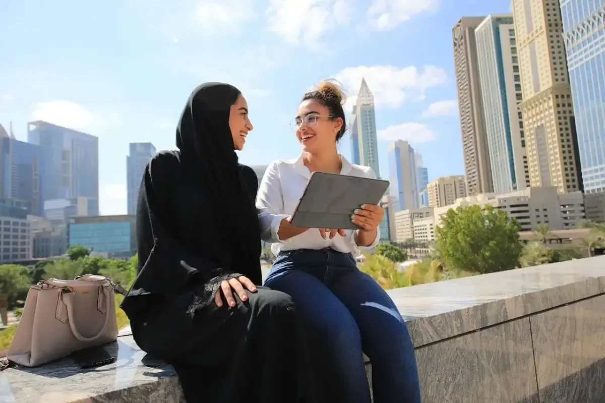 1-study-at-UAE-الدراسة-في-الإمارات-1