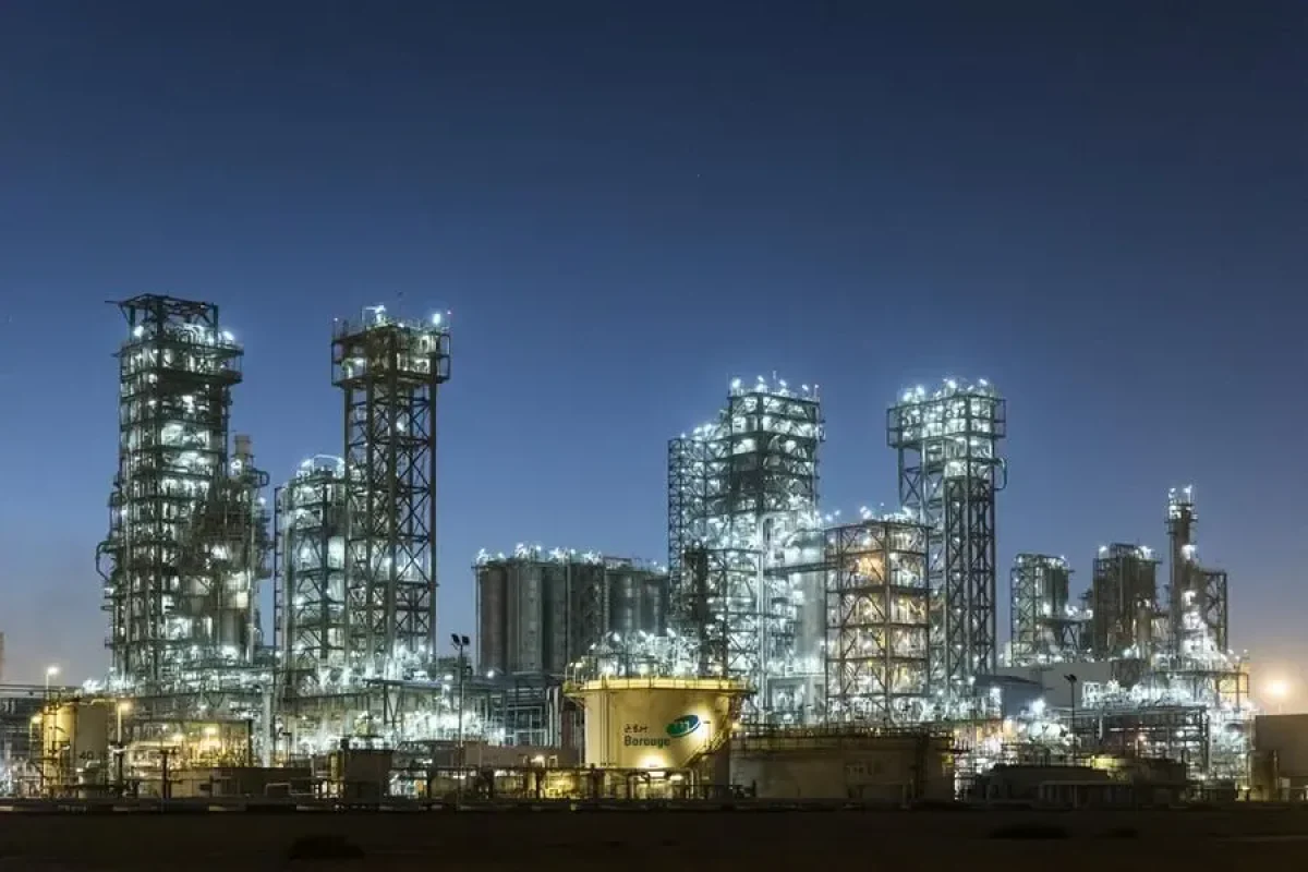 borougepetrochemicalcomplexinalruwaisindustrialcity-jpg